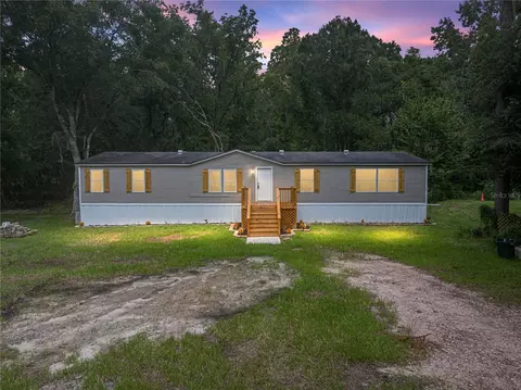 1535 Hawthorn St, Zephyrhills, FL 33540