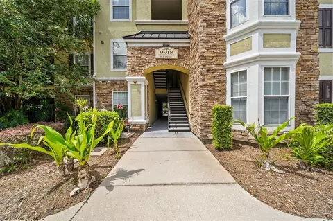 9918 Courtney Palms Blvd #204, Tampa, FL 33619