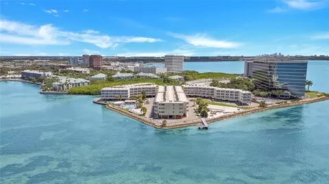 2506 N Rocky Point Dr #403, Tampa, FL 33607