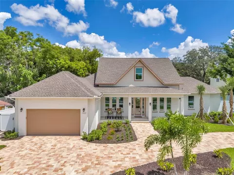 1300 Riverside Dr, Tarpon Springs, FL 34689