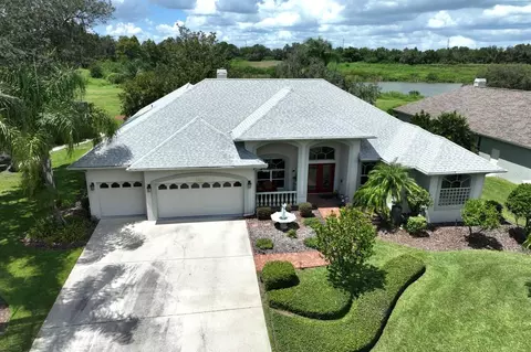 2409 Clubhouse Dr, Plant City, FL 33566