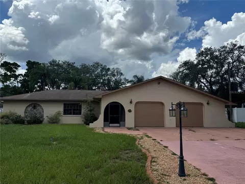 3135 Abeline Rd, Spring Hill, FL 34608