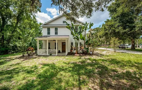 1771 Englewood Ave, Tarpon Springs, FL 34689