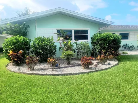 1347 Sage Dr, Dunedin, FL 34698