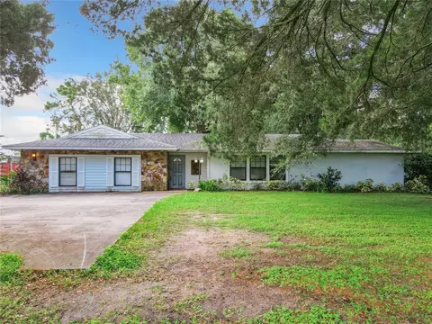 1967 Foxhollow Dr E, Auburndale, FL 33823
