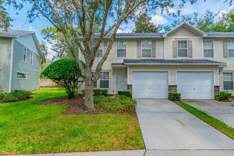 119 Woodknoll Pl, Valrico, FL 33594