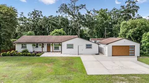 1211 Dalzie Dr, Valrico, FL 33594