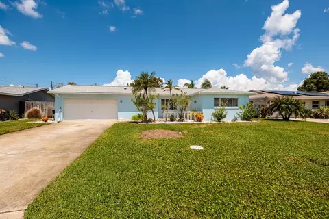 185 98th Ave N, Saint Petersburg, FL 33702