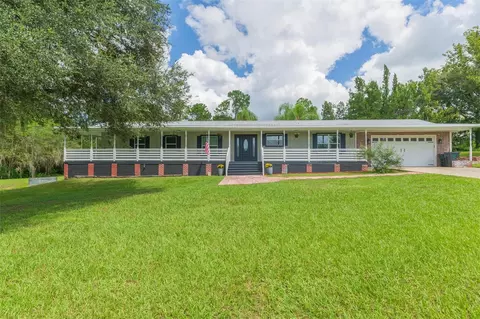 37411 Phelps Rd, Zephyrhills, FL 33541
