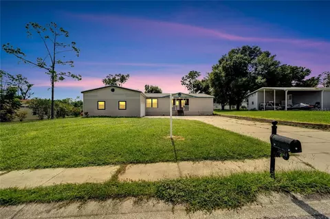 36124 Lodgepole Pine Dr, Dade City, FL 33525