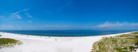 15 Somerset St #6A, Clearwater Beach, FL 33767