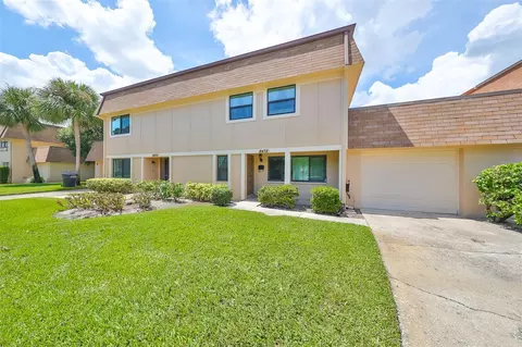 8472 17th Way N, Saint Petersburg, FL 33702