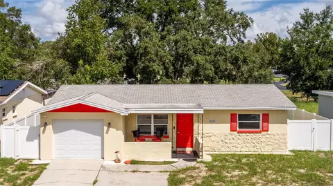 8525 Fox Hollow Dr, Port Richey, FL 34668