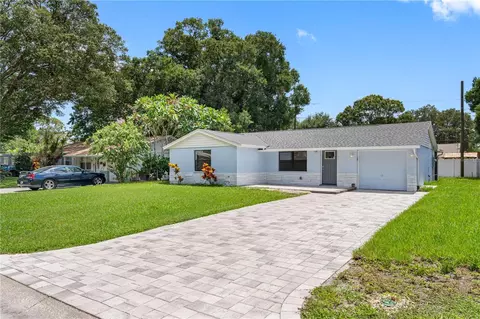 8336 91st Ter, Seminole, FL 33777