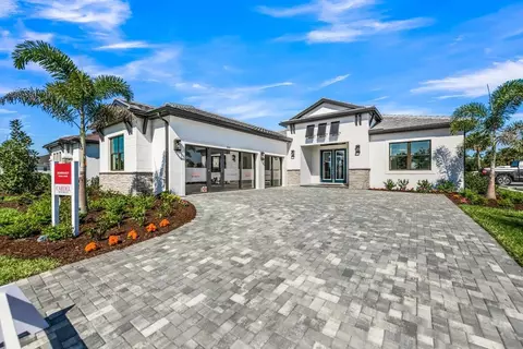 8909 Bernini Pl, Sarasota, FL 34240