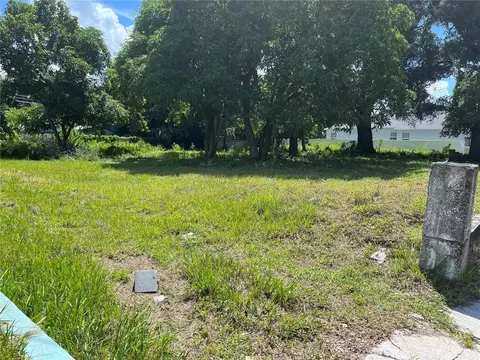 3011 N 15th St, Tampa, FL 33605