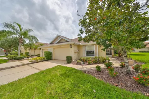 2477 Nantucket Harbor Loop #127, Sun City Center, FL 33573