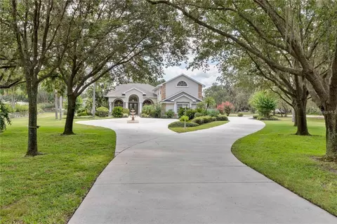 2605 Brucken Rd, Valrico, FL 33596