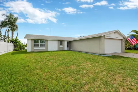 3234 Jackson Dr, Holiday, FL 34691