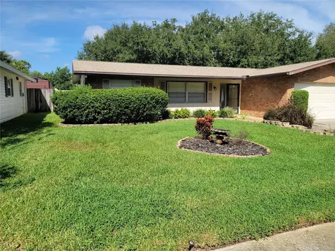 2068 Butternut Cir W, Clearwater, FL 33763