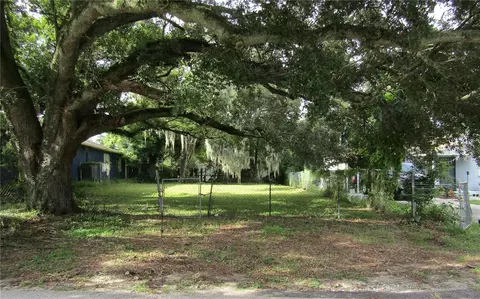 3604 E Grove St, Tampa, FL 33610