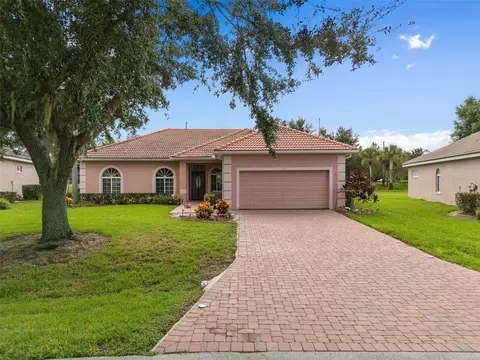 431 Bay Leaf Dr, Kissimmee, FL 34759