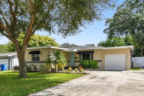 4539 16th St N, Saint Petersburg, FL 33703
