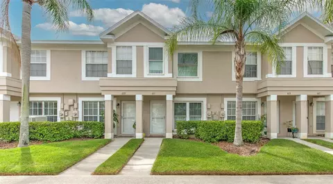611 Kensington Lake Cir, Brandon, FL 33511