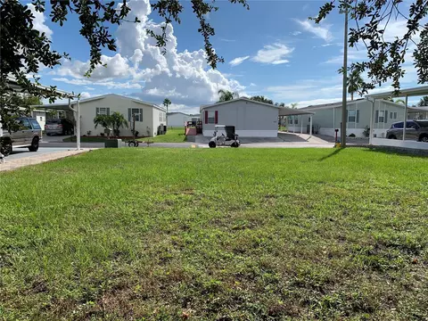 223 N Saint George Cir, Apollo Beach, FL 33572