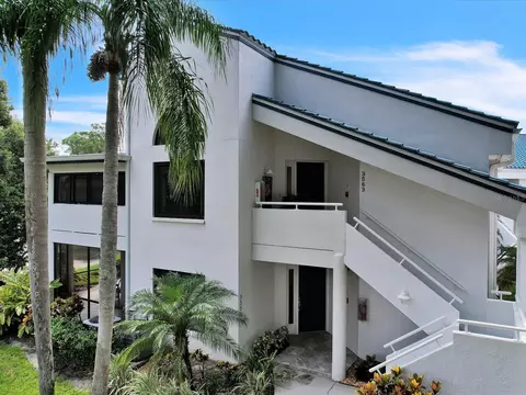 3563 Indigo Pond Dr #7, Palm Harbor, FL 34685