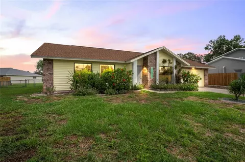 10161 Briar Cir, Hudson, FL 34667