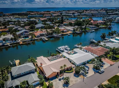 357 6th Ave N, Tierra Verde, FL 33715
