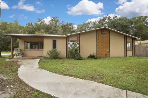 1415 Jean St, Lutz, FL 33548