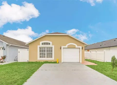 2443 Parsons Pond Cir, Kissimmee, FL 34743