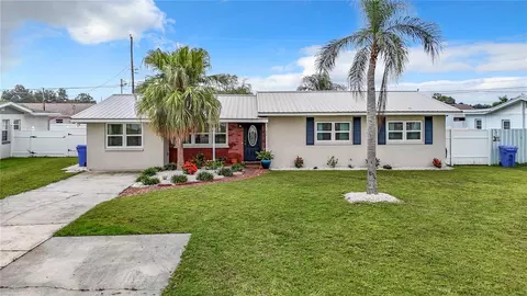 504 Florida Cir S, Apollo Beach, FL 33572