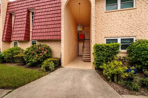 103 Cedarwood Cir #103, Seminole, FL 33777