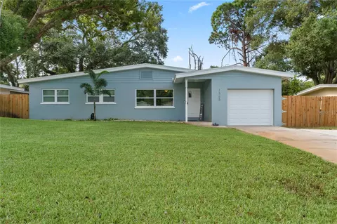 1565 Gentry St, Clearwater, FL 33755