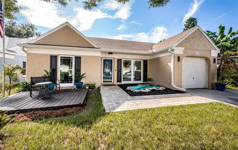 12140 76th St, Largo, FL 33773