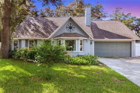 1429 Monte Lake Dr, Valrico, FL 33596