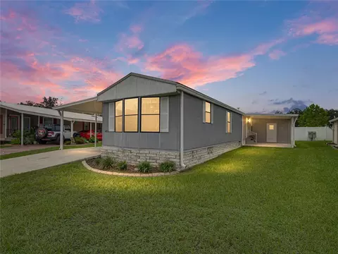 4051 Joyful Ln, Zephyrhills, FL 33541