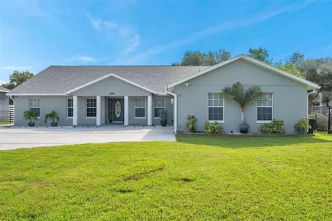 11121 131st St, Largo, FL 33774
