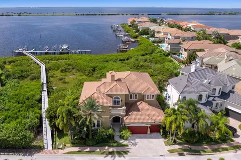 4135 Causeway Vista Dr, Tampa, FL 33615