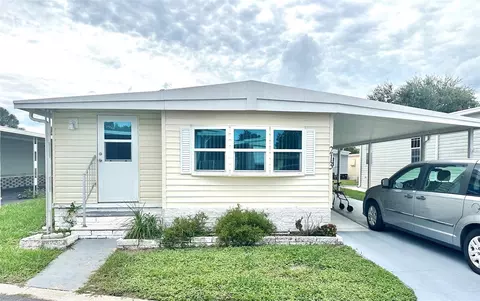 9790 66th St N #213, Pinellas Park, FL 33782