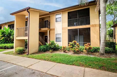 10155 Sailwinds Blvd S #104, Largo, FL 33773