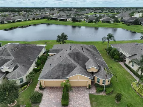 625 Chipper Dr, Sun City Center, FL 33573