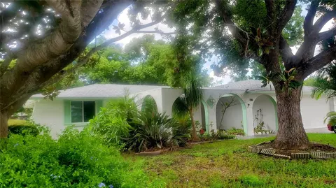 3835 Chaffey Dr, New Port Richey, FL 34652