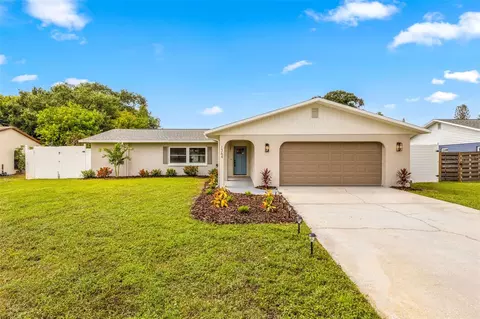 1364 Georgetowne Cir, Sarasota, FL 34232