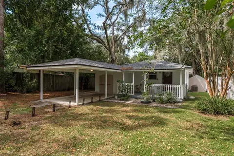 12318 Woodleigh Ave, Tampa, FL 33612