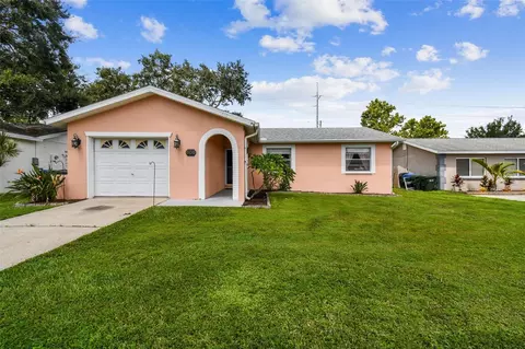 608 5th Ave SE, Largo, FL 33771