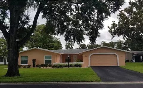 12024 Bayonet Ln #B, New Port Richey, FL 34654